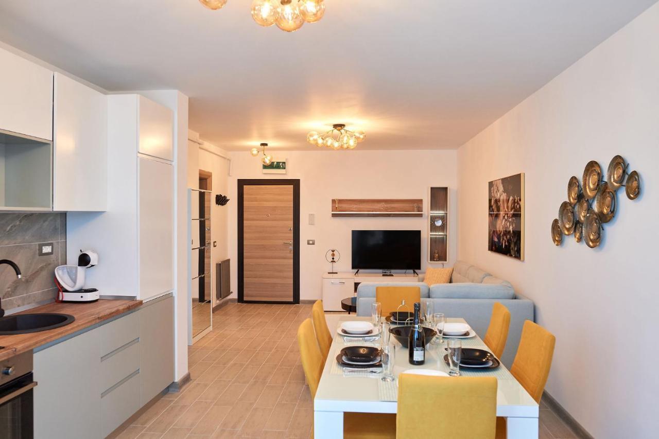 Mimosa Luxury Apartment 161 Spa N Pool Beach Resort Năvodari Kültér fotó